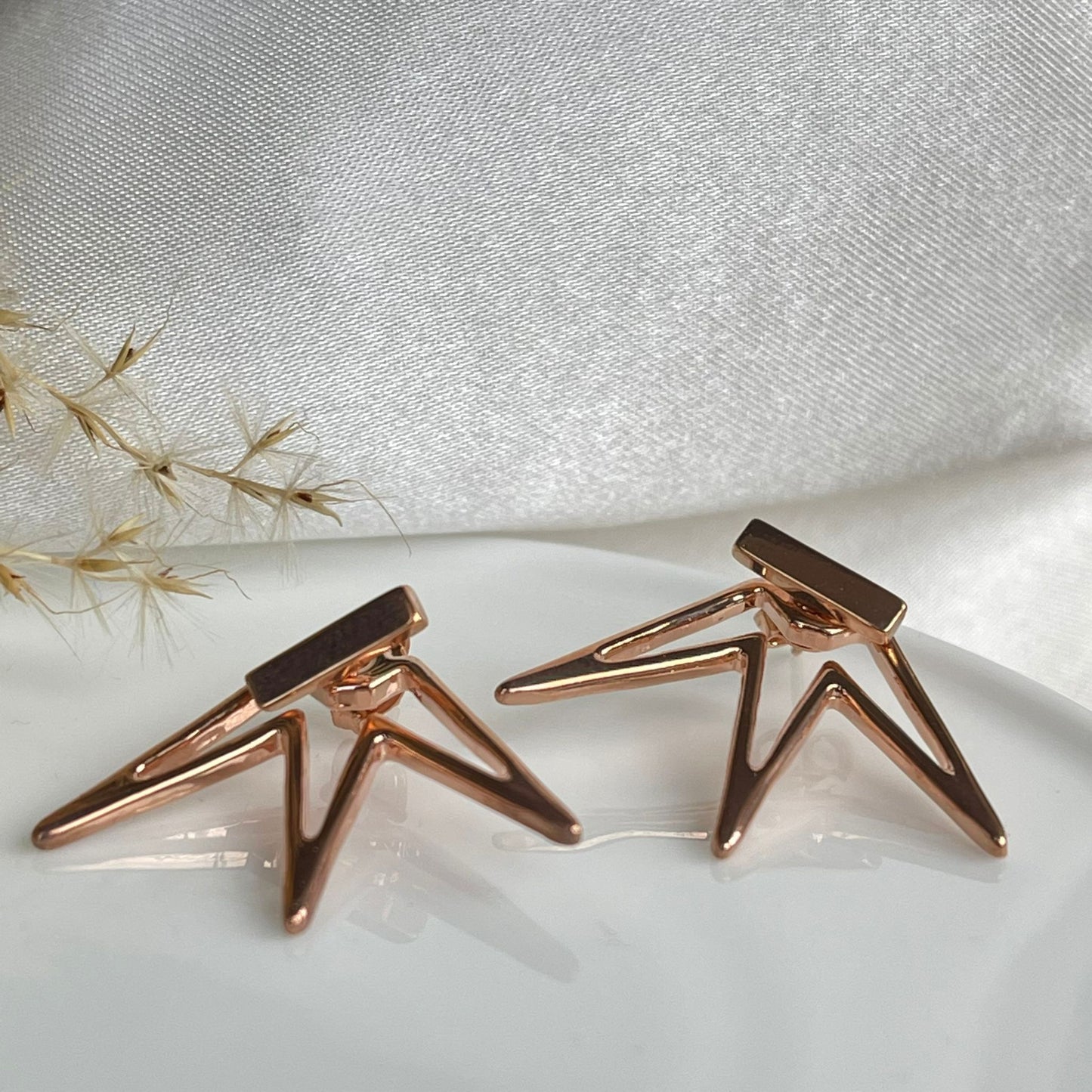 Earring rose gold 22 caret seel metal